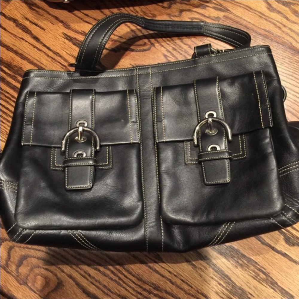 Gently Coach Shoulder bag